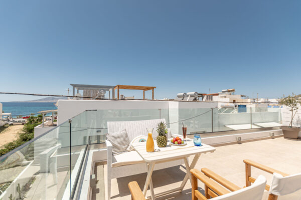 APARTMENT WITH ROOFTOP TERRACE & SEA VIEW-22