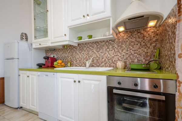 APARTMENT WITH ROOFTOP TERRACE & SEA VIEW-38