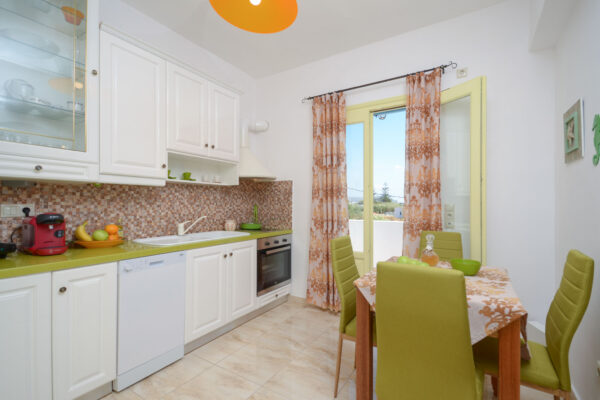 APARTMENT WITH ROOFTOP TERRACE & SEA VIEW-44