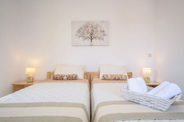 APARTMENT WITH ROOFTOP TERRACE & SEA VIEW-52