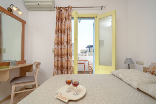 APARTMENT WITH ROOFTOP TERRACE & SEA VIEW-56