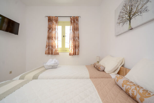 APARTMENT WITH ROOFTOP TERRACE & SEA VIEW-61